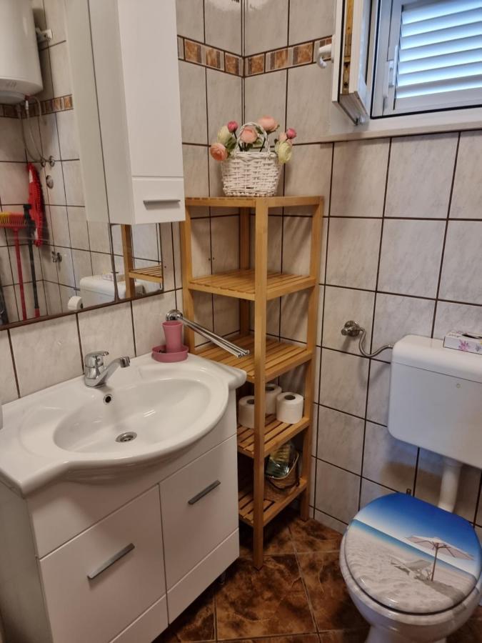 Apartments Katarina Šmrika エクステリア 写真