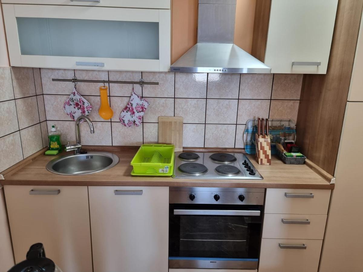 Apartments Katarina Šmrika エクステリア 写真
